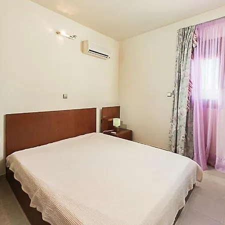 Vilă Kolympia Sleeps 8 Pool Air Con Wifi